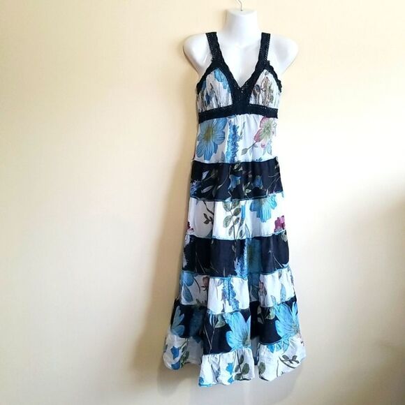 đ
șSignature JMD Floral DressâSzâlarge - Picture 2 of 11